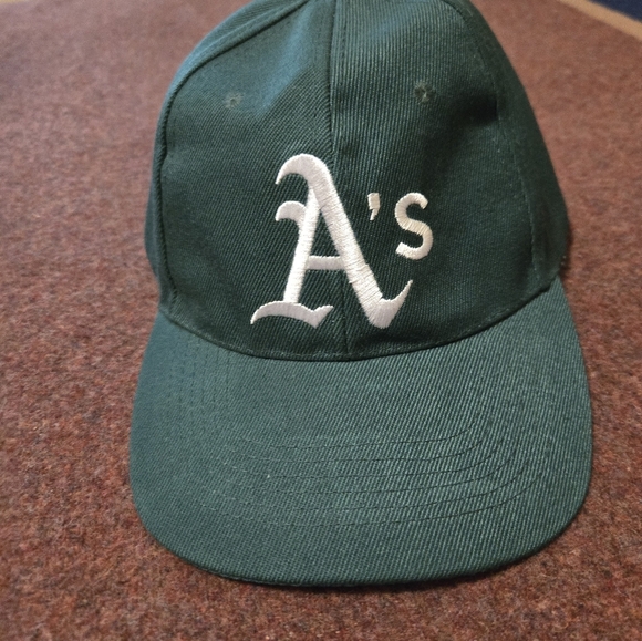 Oakland A's Baseball Snapback Hat One Size - Picture 8 of 8